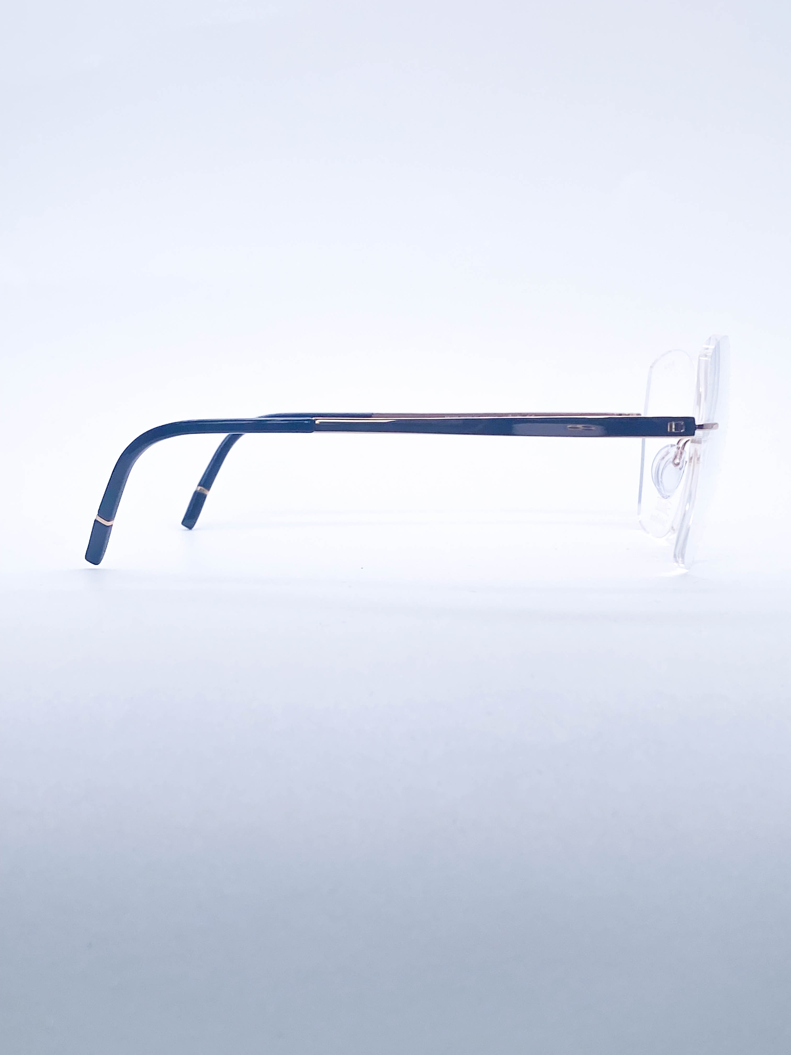 Silhouette Sil_Momentum _Aurum 5564_LN 