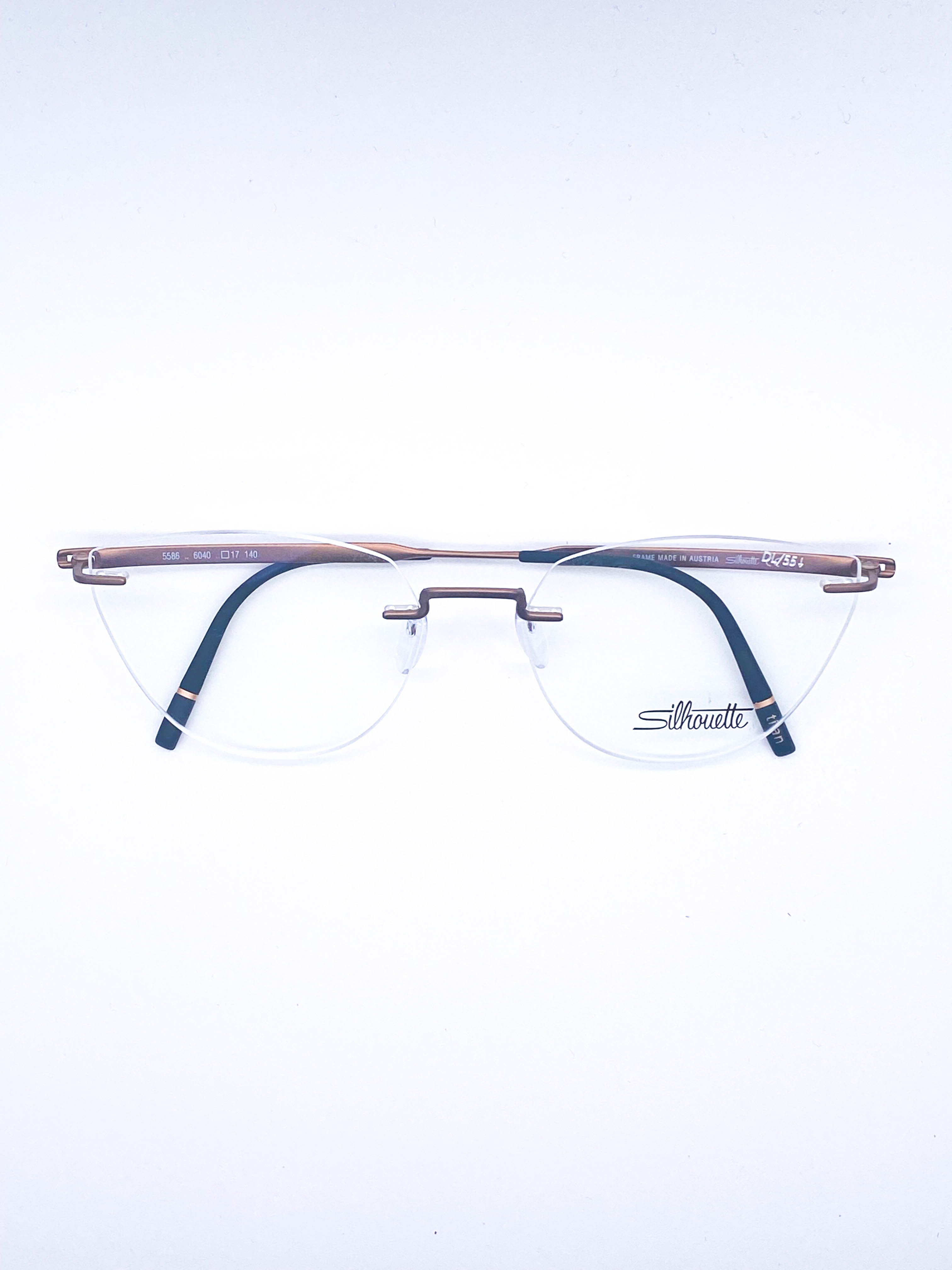 Silhouette Sil_TheVisionary 5586_DL