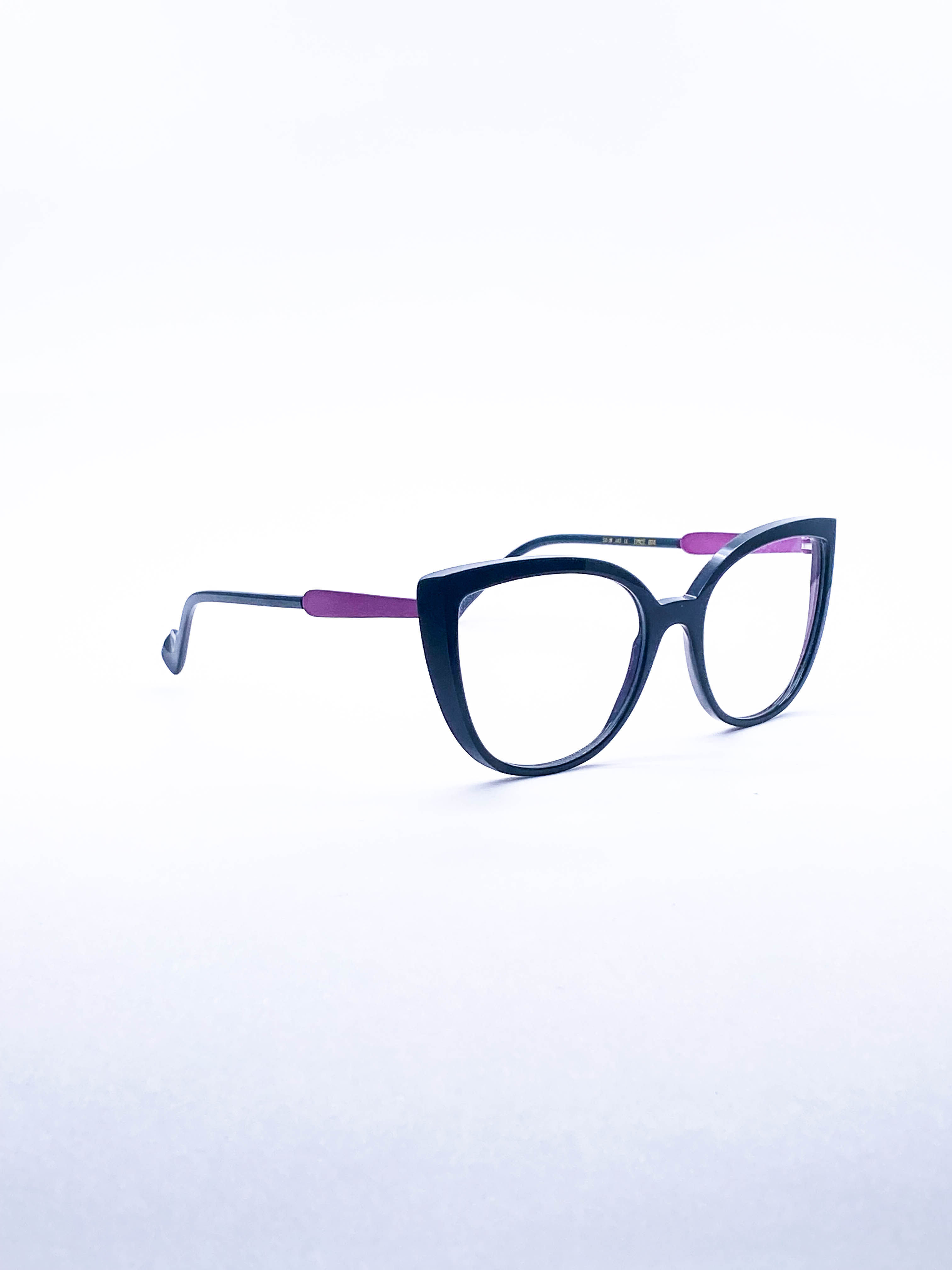 BLUSH by Caroline Abram EPICE