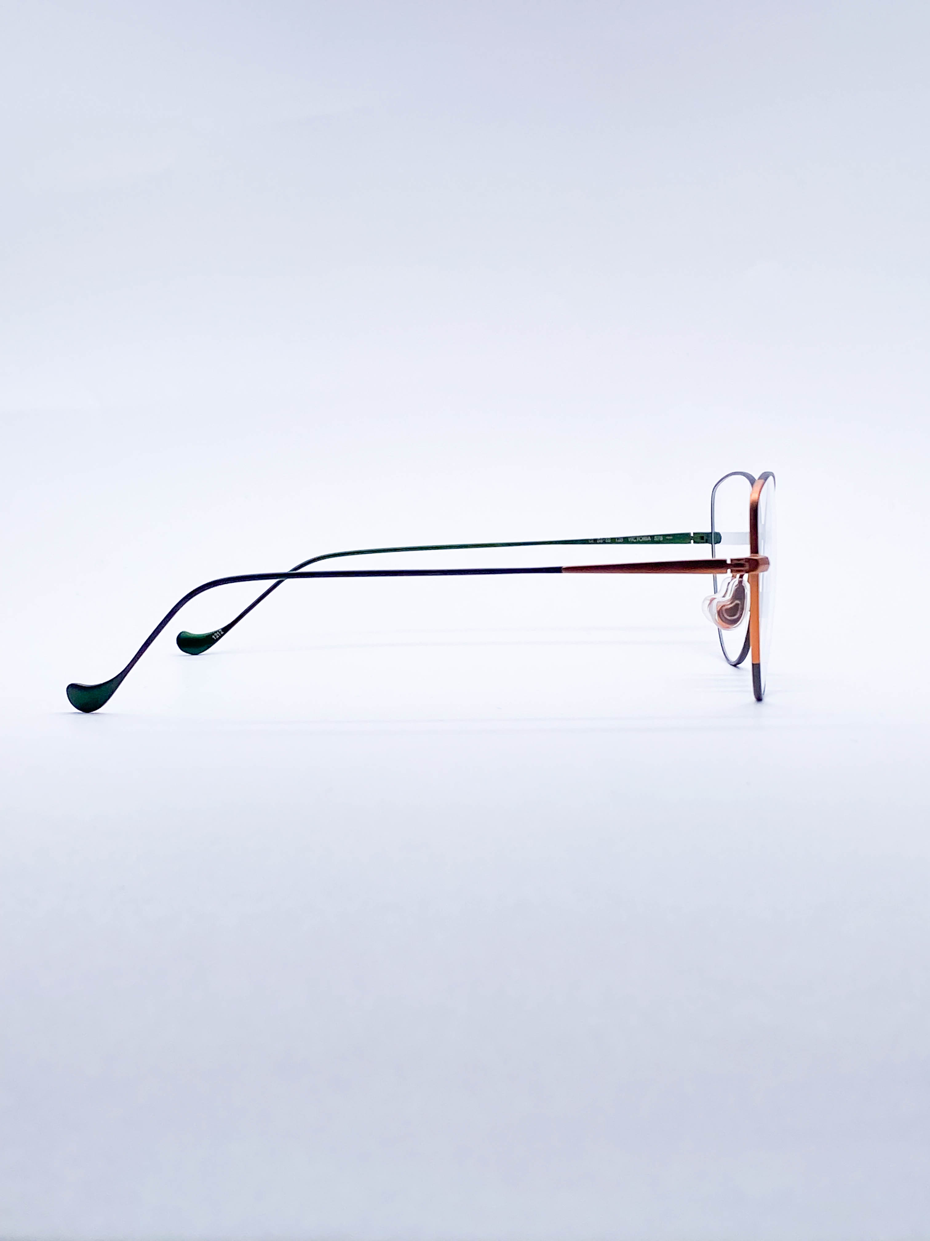 Caroline Abram VIICTORIA 576 56-18-138