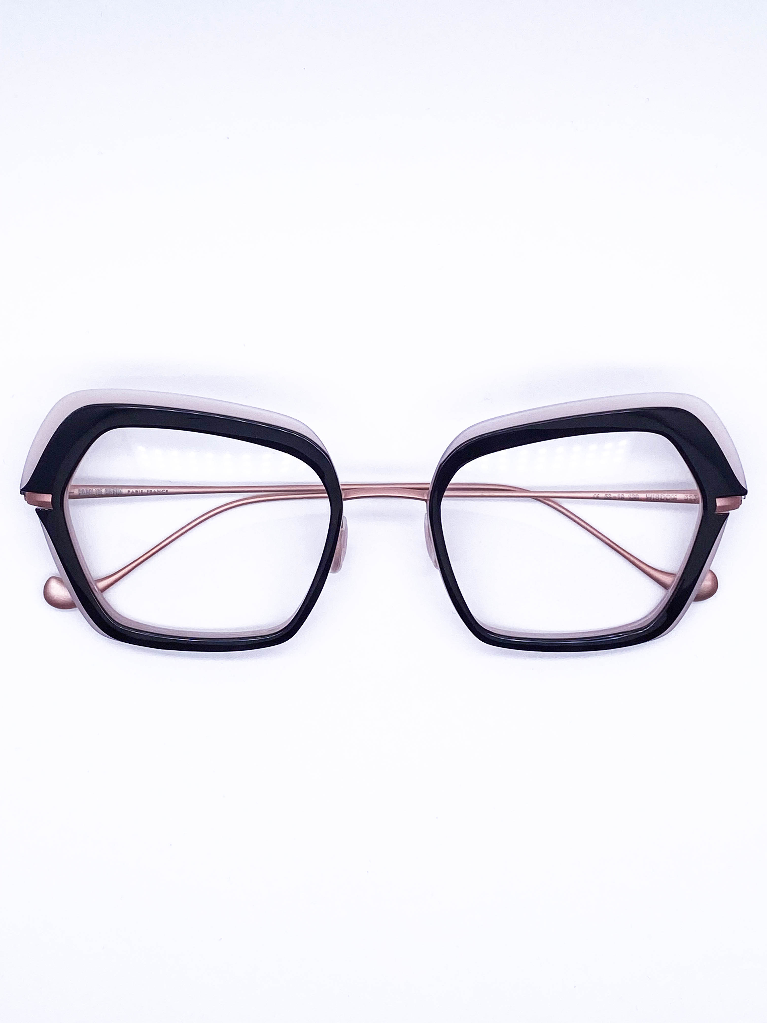 Caroline Abram WANDA 618 49-21-138