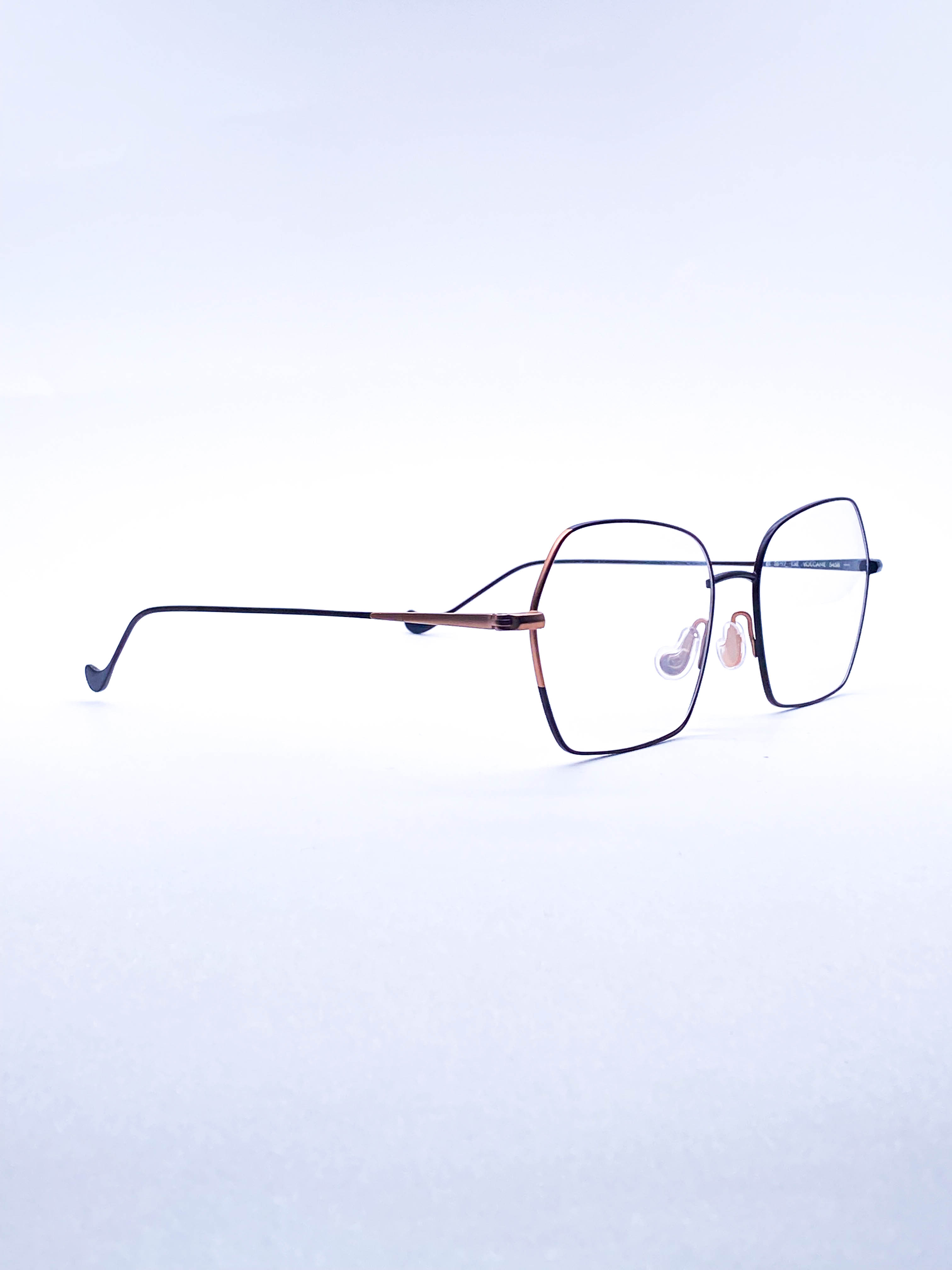 Caroline Abram VOLGANE  545B 56-17-138