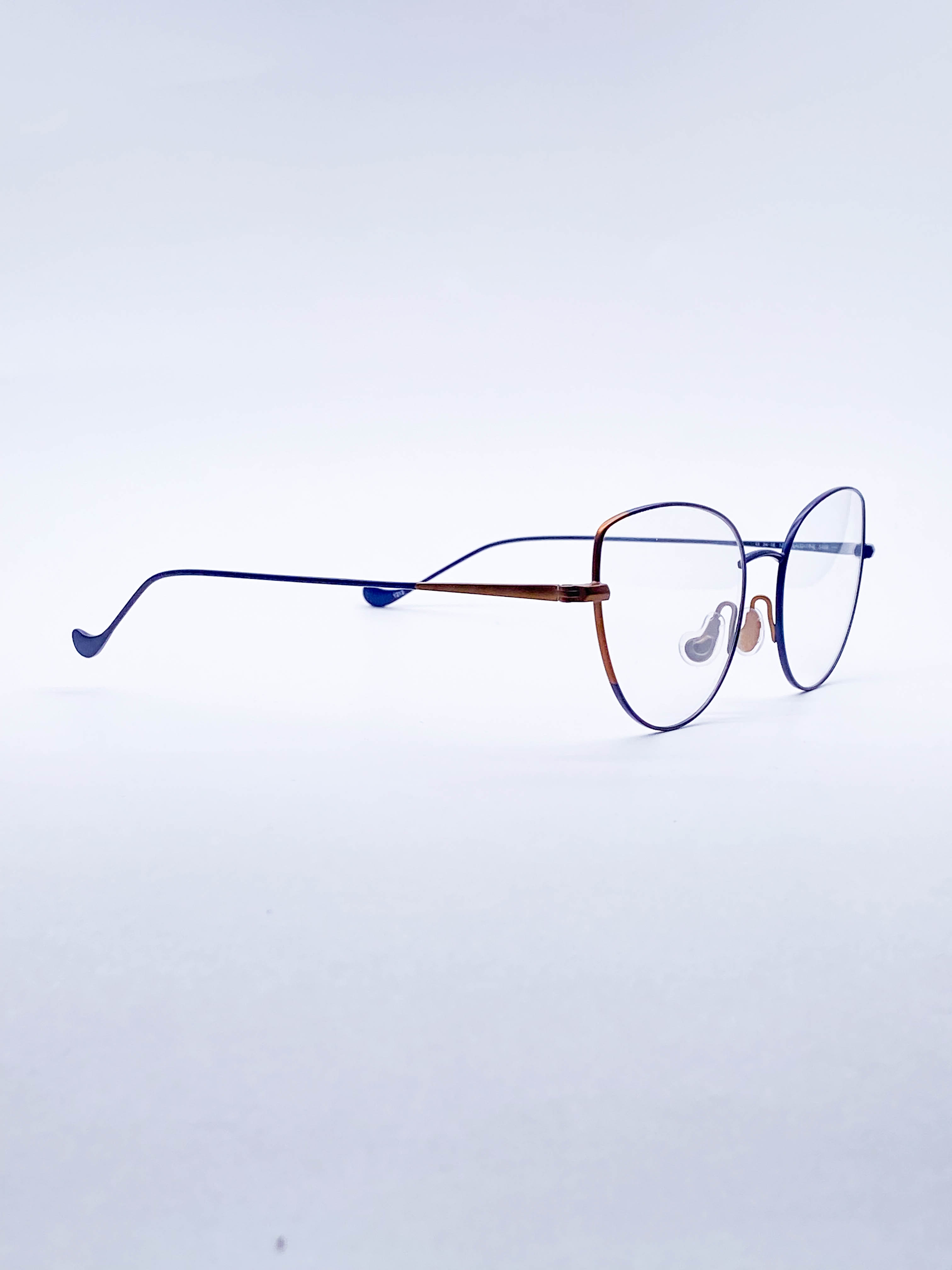 Caroline Abram Valentine 548B 54-18-138